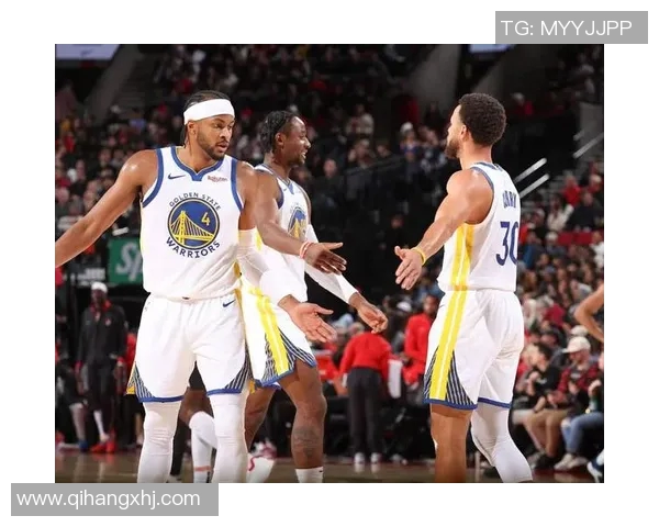 勇士与鹈鹕季后赛第三场激战回顾精彩瞬间与关键时刻分析 勇士与鹈鹕季后赛第三场激战回顾精彩瞬间与关键时刻分析